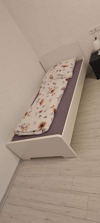 Urlaub Am Rhein Speyer Hockenheim Apartamento Altlussheim Exterior foto